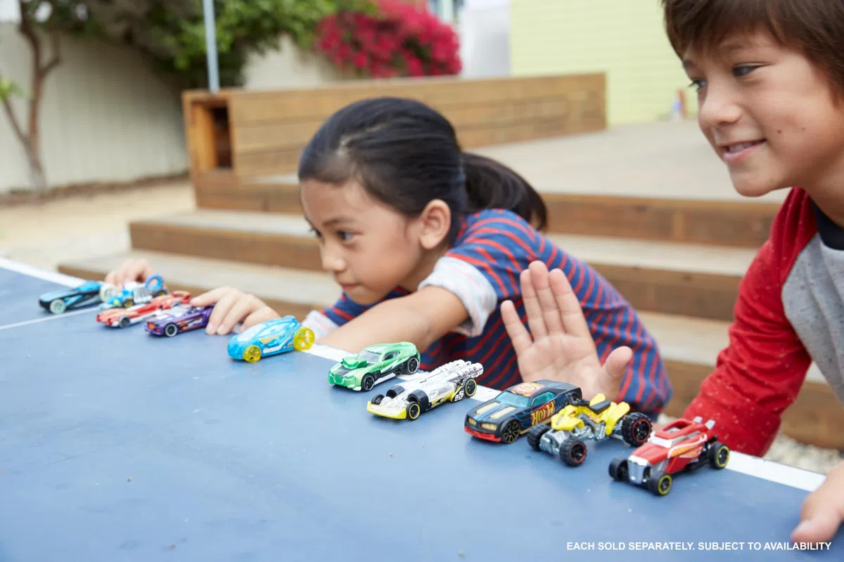 Entra in azione con questa mitica confezione Hot Wheels da 20 veicoli!, H7045