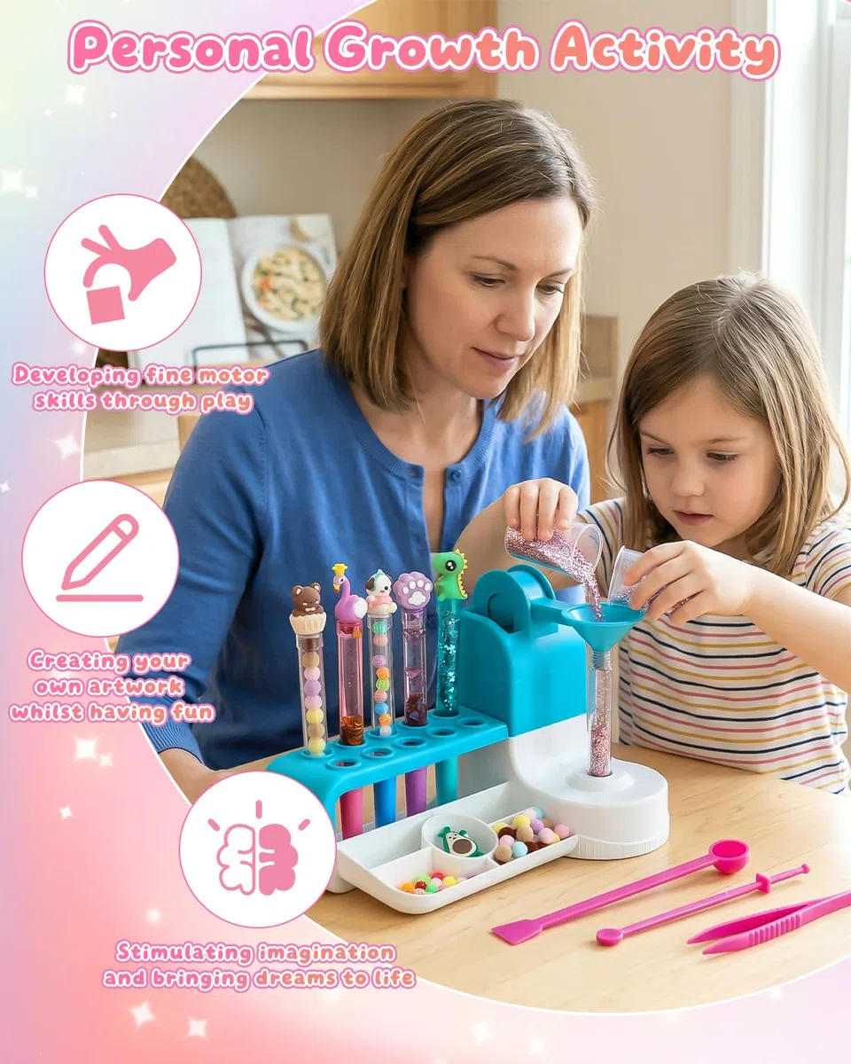 Set di penne fai da te per bambini dai 6 anni in su, con 50 accessori per 10 penne personalizzate (glitter, piume, personaggi), set creativo come regalo per compleanno dei bambini e inizio della