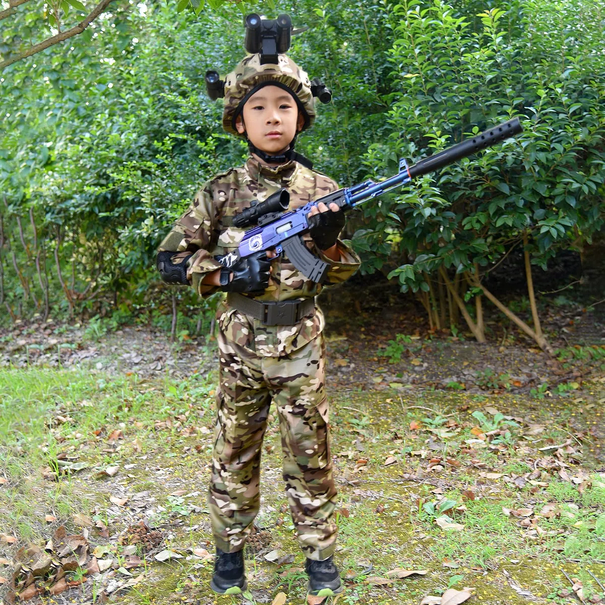AKM Lanciatore di bossoli Pistola giocattolo Soft-Head per bambini | Modellismo smontabile | Include 5 munizioni Soft-Head | Revolver giocattolo sicuro con design realistico (viola)