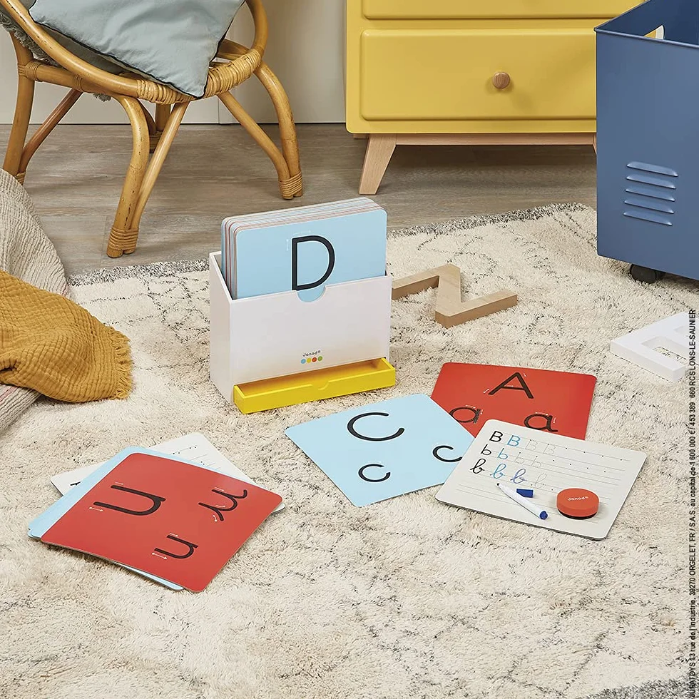 Janod - Essentiel - Imparare a Scrivere - Gioco Educativo in Legno per La Prima Infanzia - Apprendimento delle Lettere e della Lettura - Pittura Ad Acqua - da 3 Anni, J05074