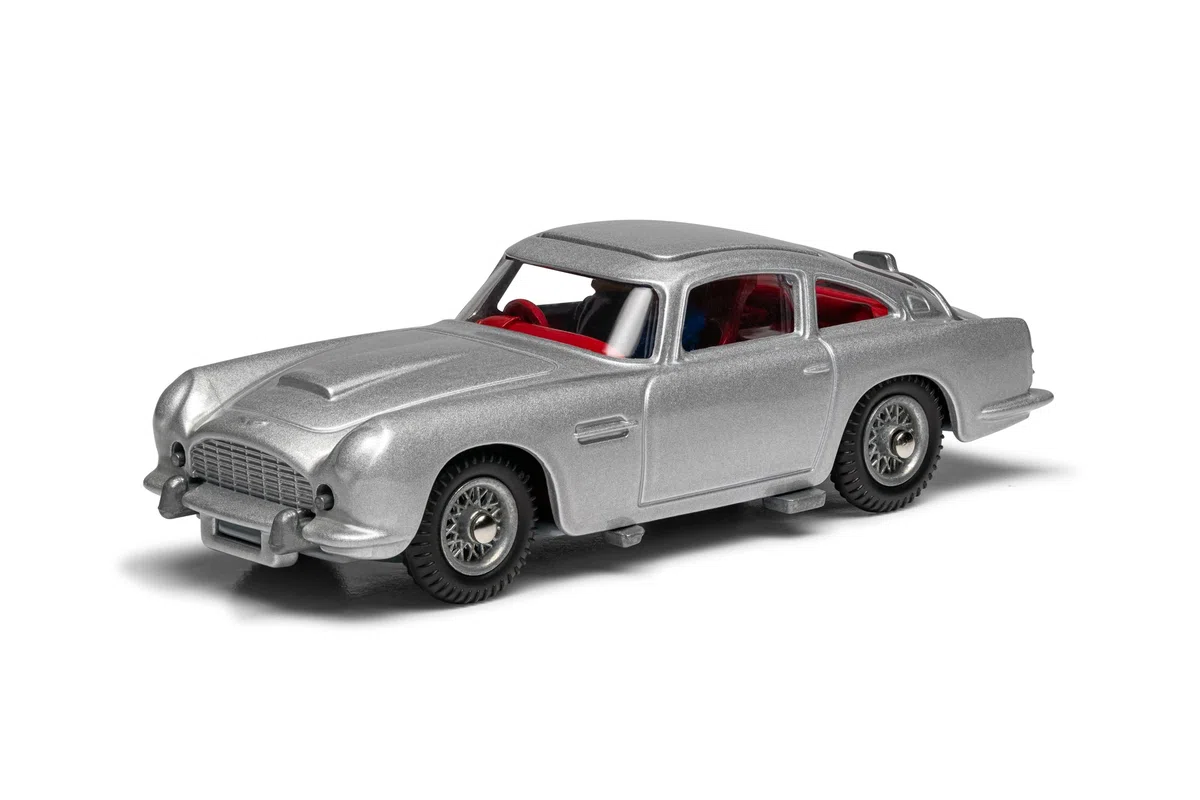 Corgi Rt26101S James Bond Aston Martin Db5, Modello in Scala Argento Pressofuso