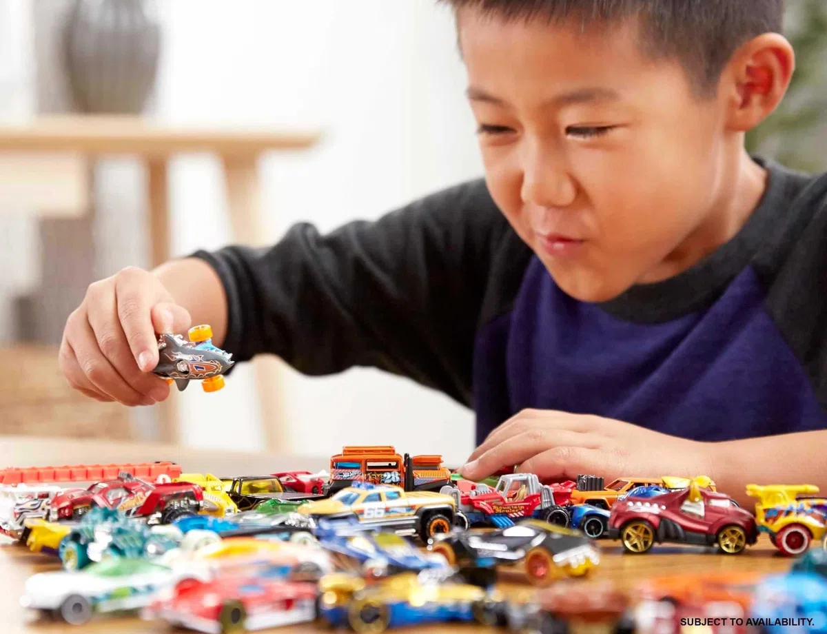 Entra in azione con questa mitica confezione Hot Wheels da 20 veicoli!, H7045