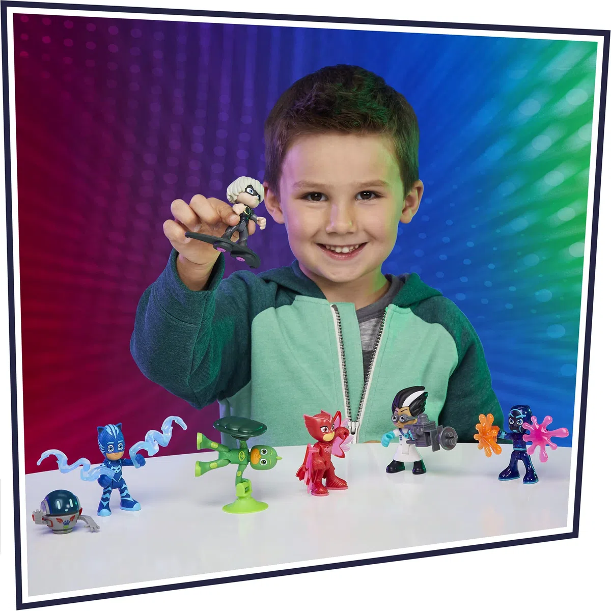 PJ Masks Hasbro Super Pigiamini, Eroi e Cattivi, Set per Età Prescolare con 7 Action Figure con 10 Accessori, per Bambini Dai 3 Anni in Su, Multicolore, ‎38.1 x 4.4 x 27.9 cm