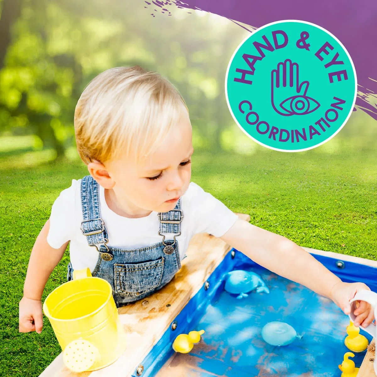 Tavolo da picnic in legno con sabbia e acqua Plum Surfside