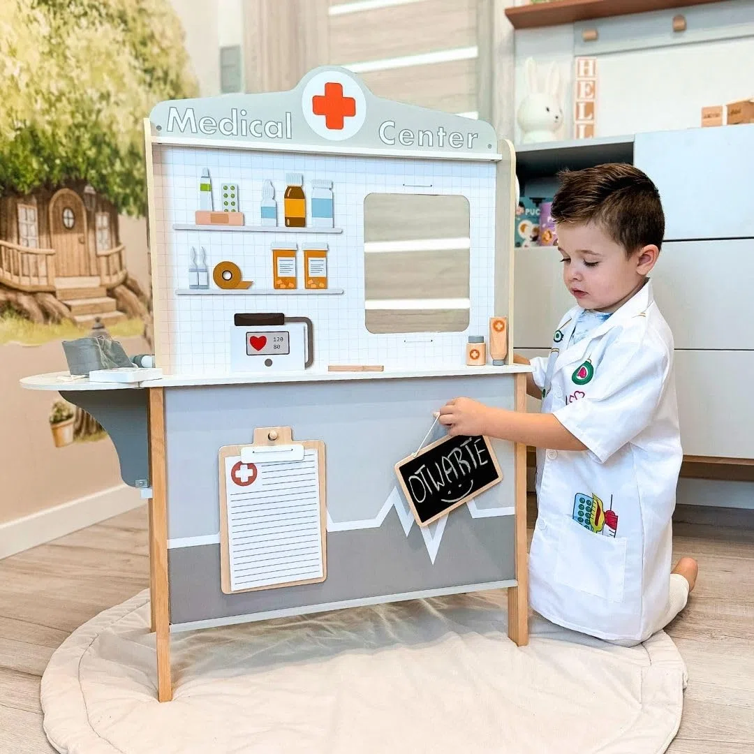 Mamabrum Armadietto dei Medicinali in Legno XXL - Set da Medico con 20 Accessori Realistici e Valigetta per Bambini