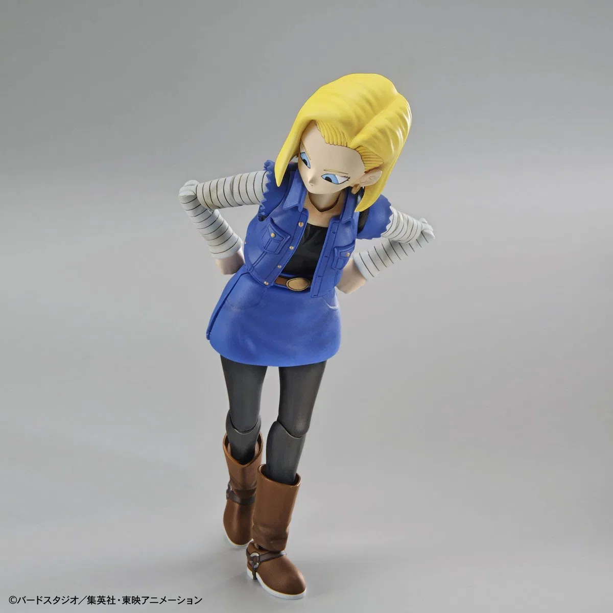 Figura Android 18 Model Kit Dragon Ball Z 14cm