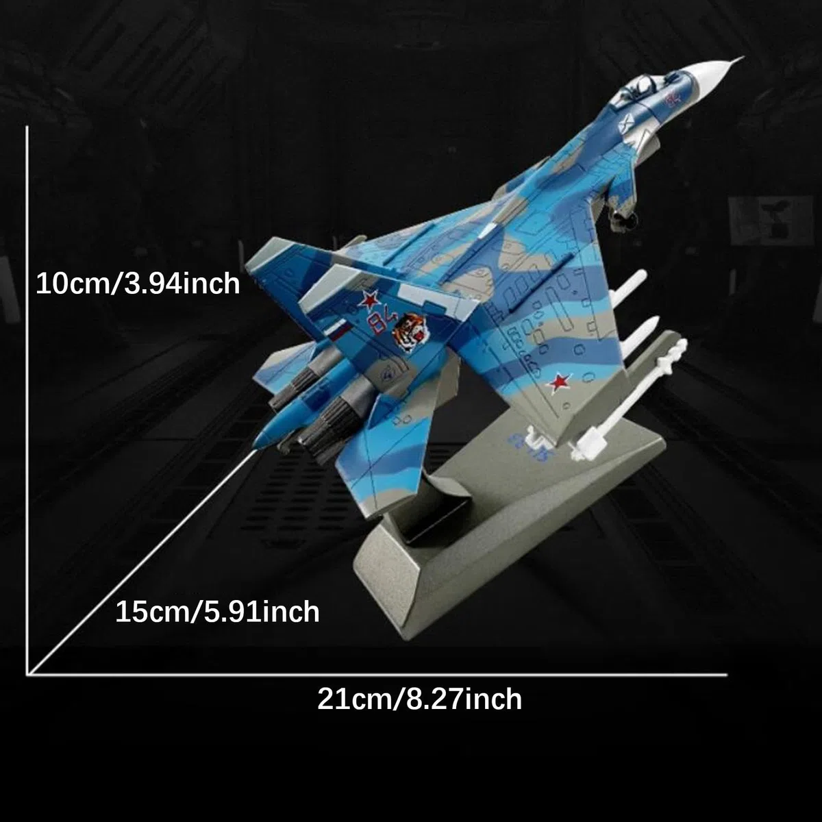 Diecast Alloy Aircraft SU-33 Fighter 1/100 Scala Display Modello da collezione con supporto per la decorazione della stanza Regalo di compleanno Ragazzi
