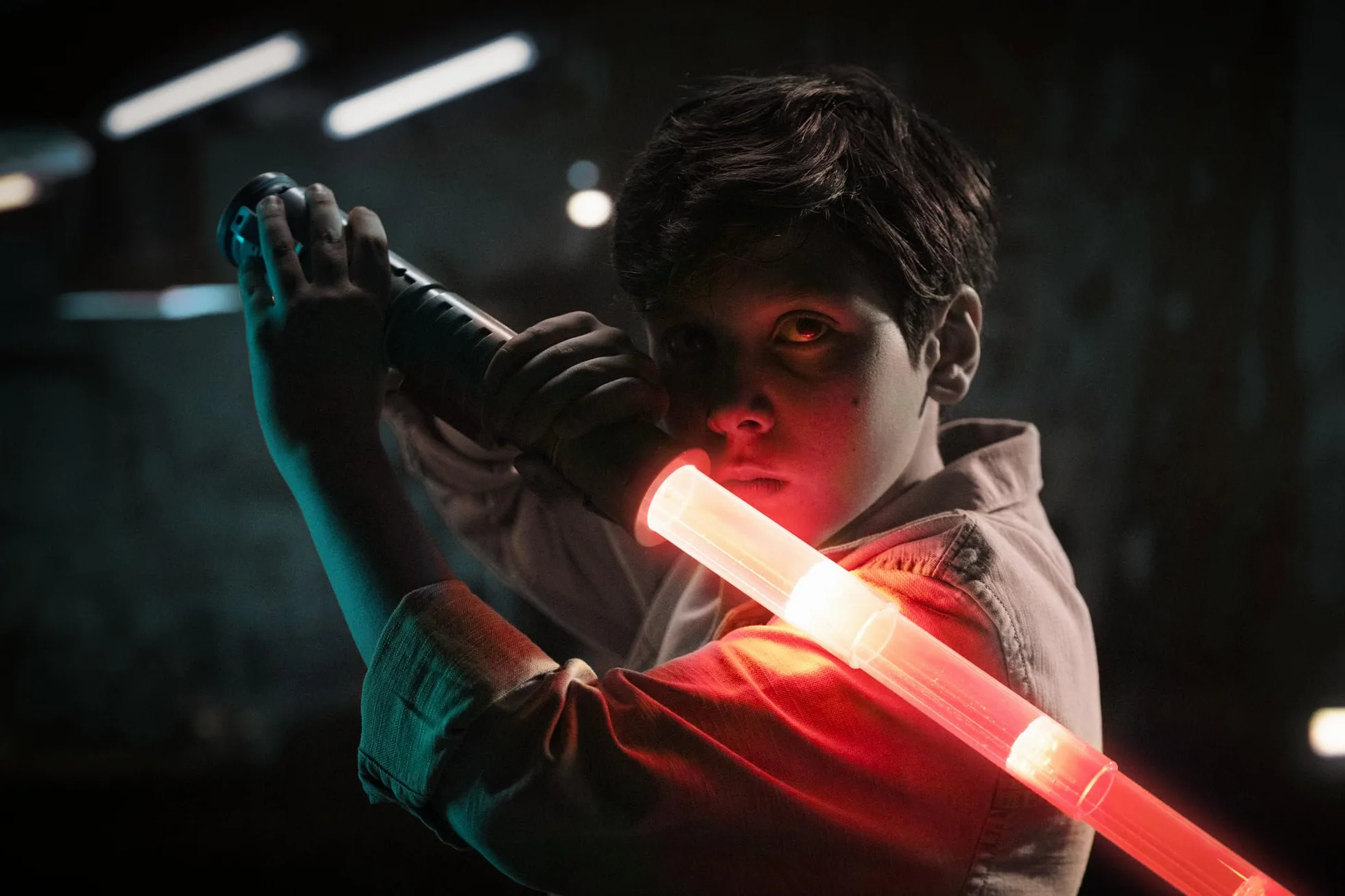 Jeux de rôle - GOLIATH - Power Saber Red - Sabre 1:1 contractable et rétractable! Des 8 ans