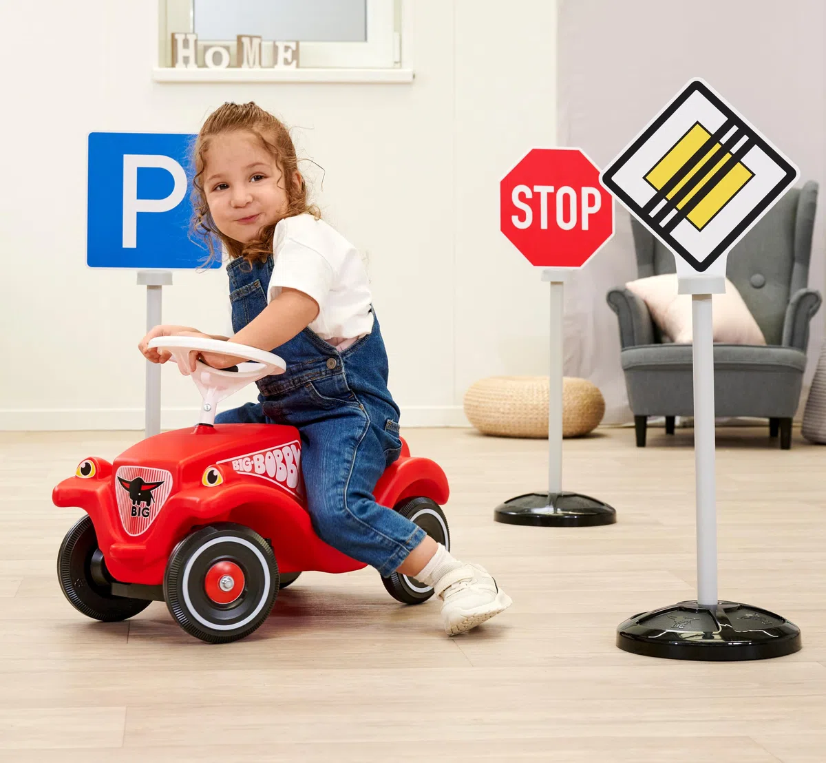 Big cartello stradale per bambini (69 cm) – Set di 3 cartelli stradali con 5 segnali stradali per giocare e imparare per bambini a partire da 1 anno, giocattolo per interni ed esterni