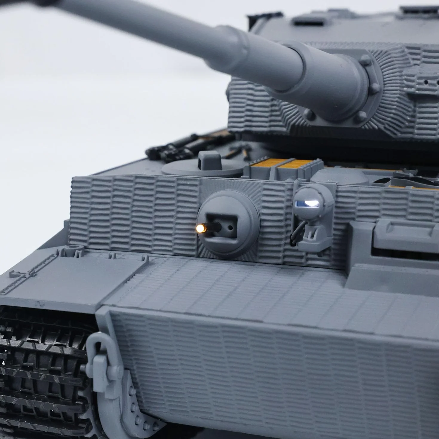 TOUCAN RC HOBBY 1/24 RC Carro Armato da Combattimento Taigen Tiger I Telecomandato a Infrarossi Combattimento
